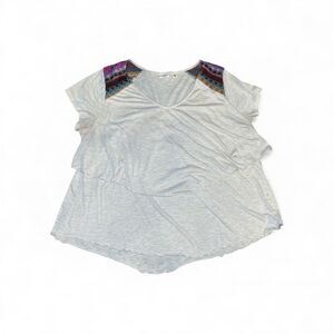 Cato Light Gray Top with Colorful Shoulder Accents